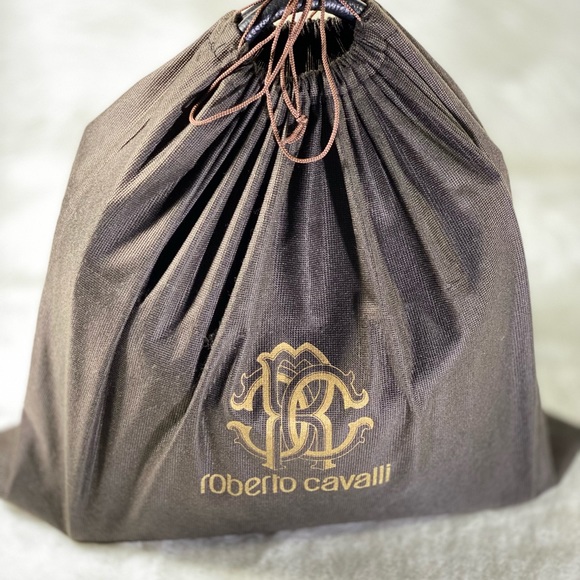 RARE! Hard to find! ROBERTO CAVALLI✖️ITALIAN BLK LEATHER TOTE 👜 Msrp: $1700! - Picture 2 of 14